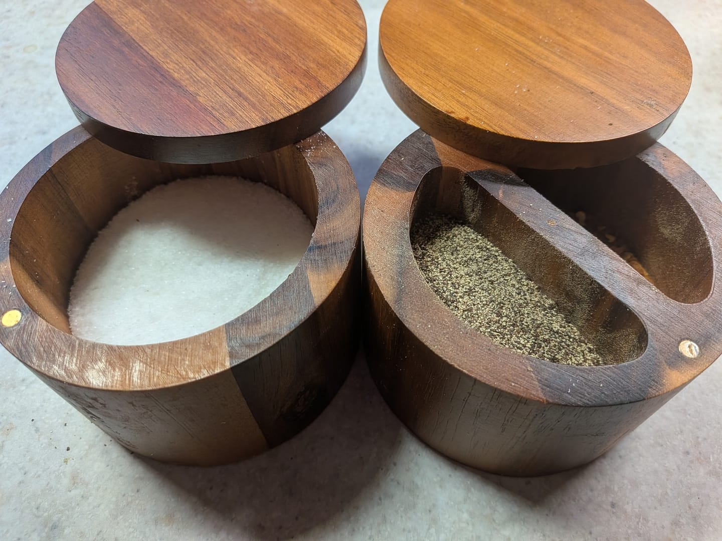 salt and pepper cellars